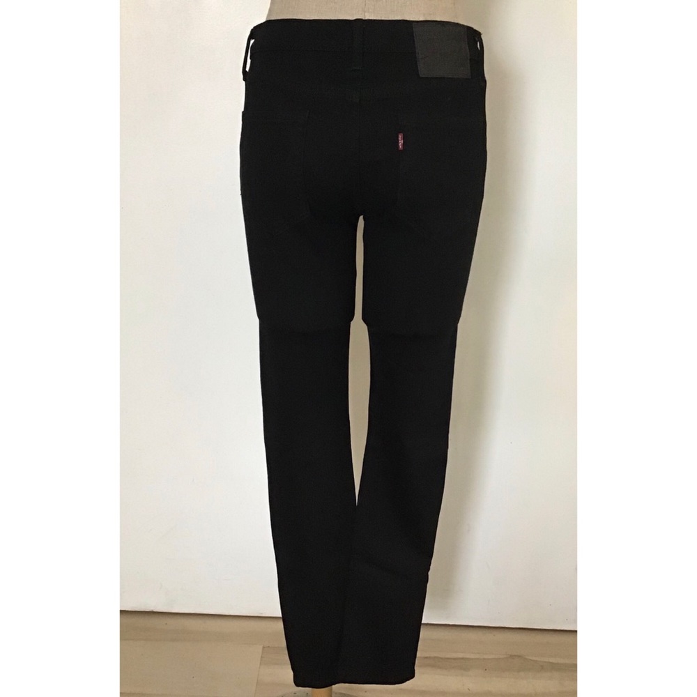 Black LEVI’S Denim!!